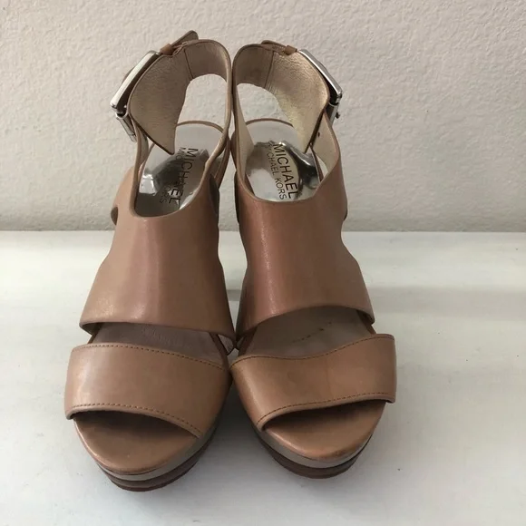 Michael Kors Platform Shoes - Picture 2 of 6